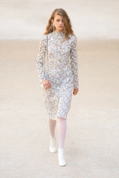 Look 36